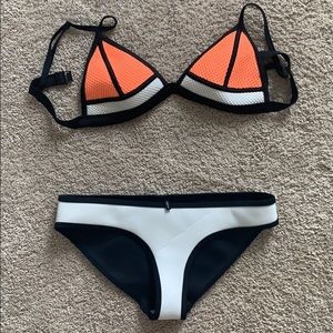 TRIANGL Medium Bikini